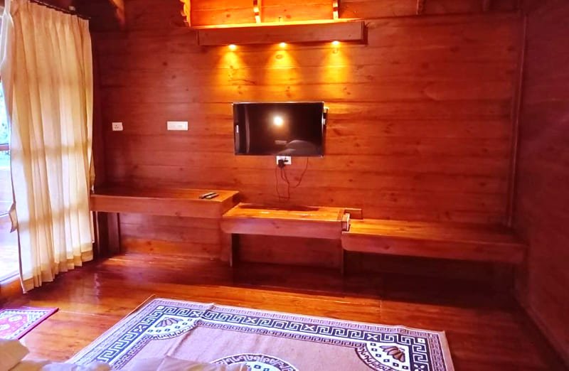 Kodaikanal Deluxe Suite Wooden House deluxe-suite-wooden-house2