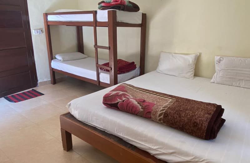 m6-std-family-room2